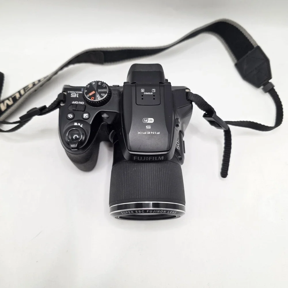 Fujifilm FinePix S9400W Digital Camera Black 50x Zoom WiFi Bundle Samsonite Case